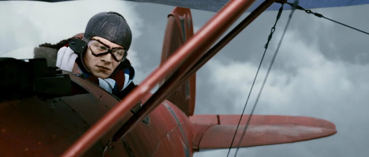 красный барон фильм 2008 матиас. рихтгофен триплан. красный барон постер. красный барон рихтгофен самолет. красный барон 2008 постер.