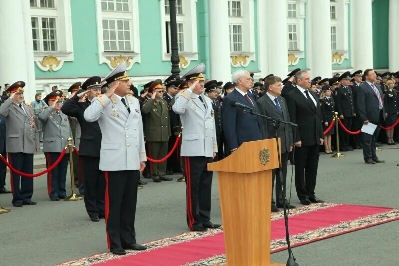 Полиция центральное управление. Главное управление полиции Санкт-Петербурга. Главное управление МВД Петербурга. Генерал полиции СПБ. Мин внутренних дел Санкт Петербурга.