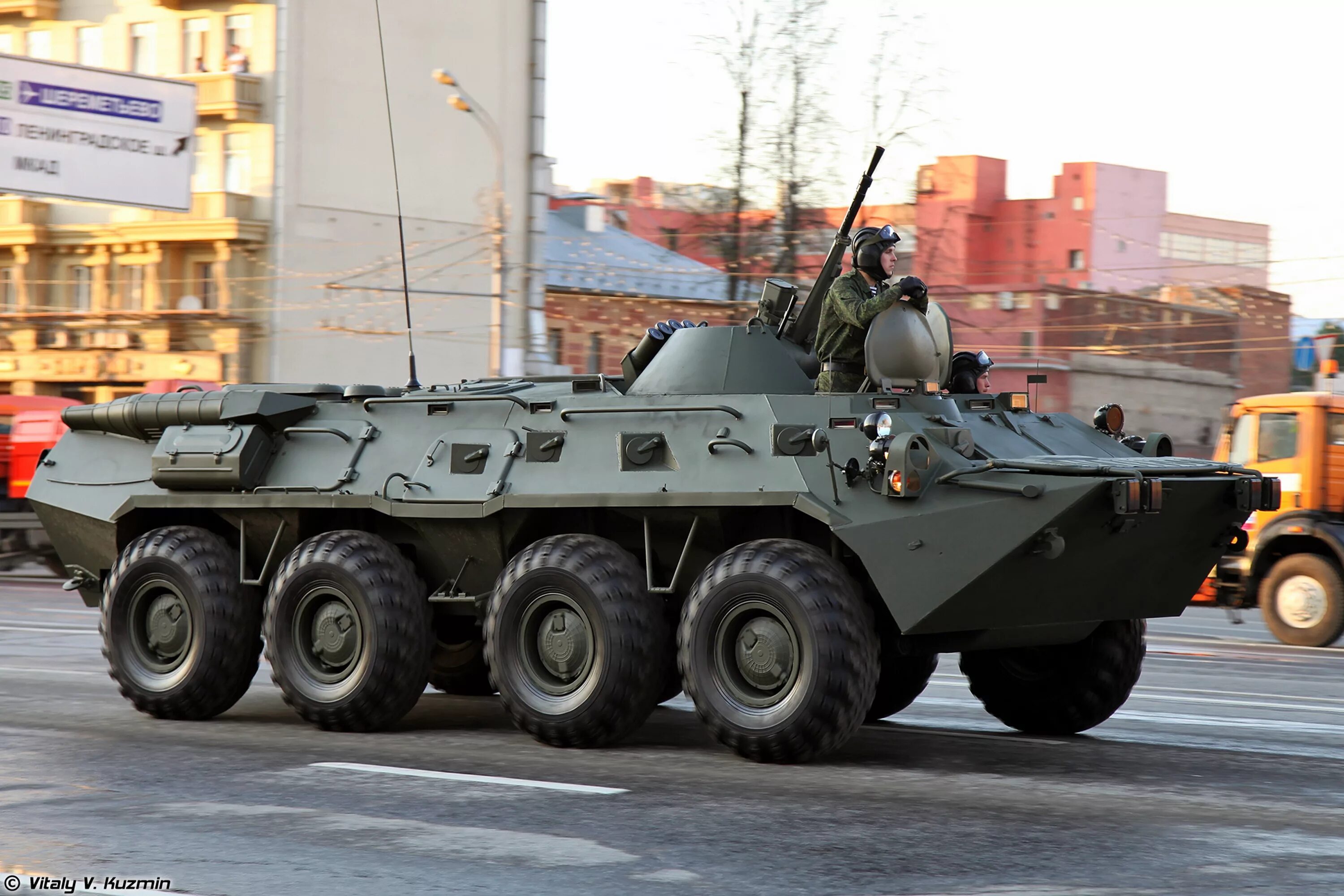 Как выглядит бтр. Бтр-80 бронетранспортёр. бтр-80 апц. бтр 80 без пушки. бтр т 80.