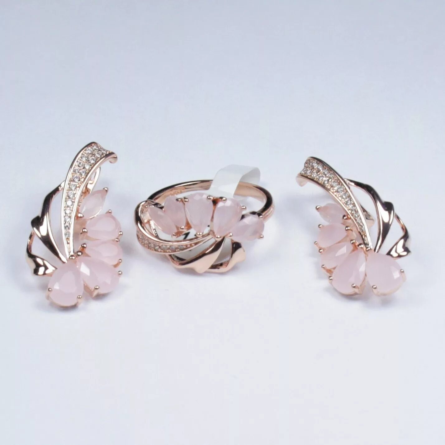 голубой камень в ювелирных изделиях. ювелирные изделия на вайлдберриз можно ли. женави 200. Lamponi ювелирные украшения. комплект серёжек и кольца.