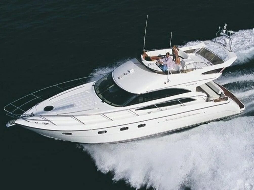 Принцесс 45. Яхта принцесса 45. Яхта принцесса m50. Princess 45м. Sunseeker Portofino 40.