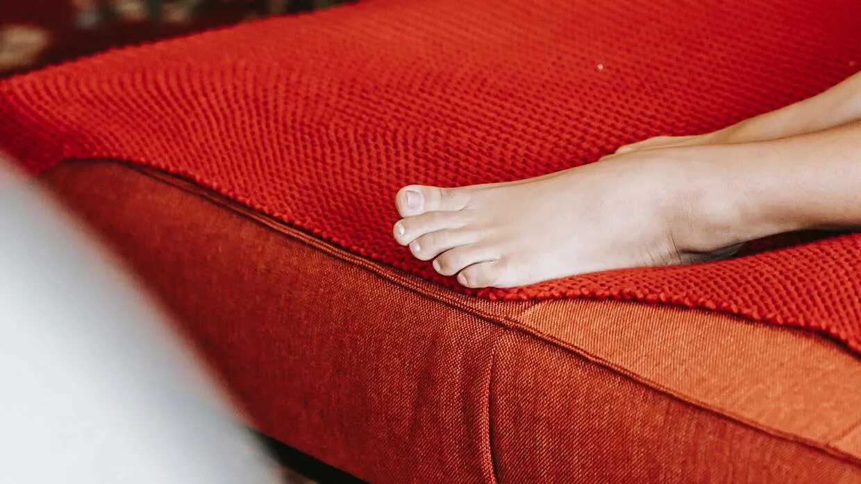 Вросший ноготь на большом пальце. Травматичный онихолизис. Медленно растут ногти на ногах. Медленно растут ногти на ногах. Грибковое поражение (онихомикоз).