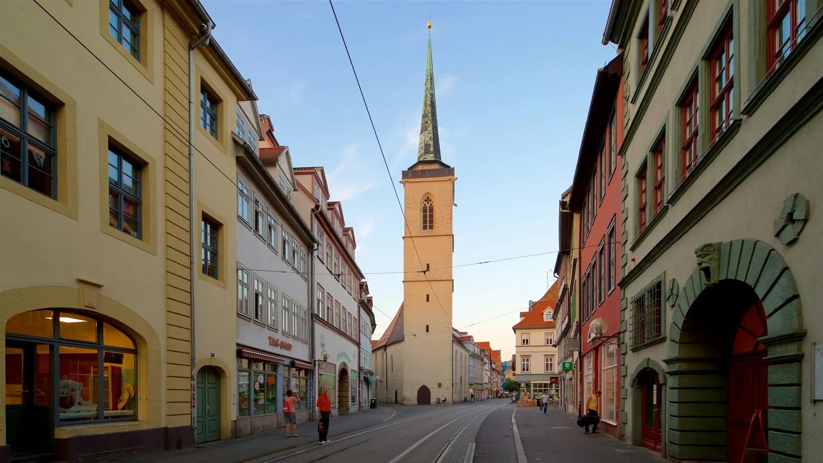 Weekend erfurt. Эрфурт гдр. Кремербрюкке в эрфурте. Эрфурт достопримечательности. Эрфурт 1184.