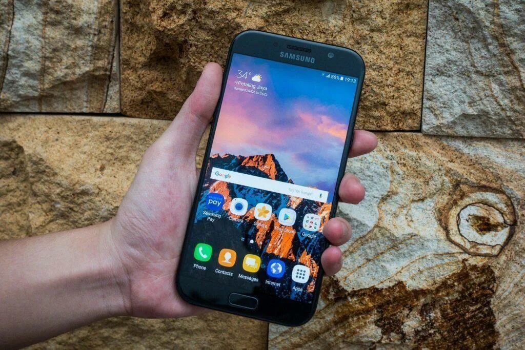 Смартфон samsung galaxy a54 5g 6. Samsung Galaxy a7 2017. Samsung Galaxy a5 2017. Самсунг галакси а7 2017. Samsung Galaxy a7 2018.