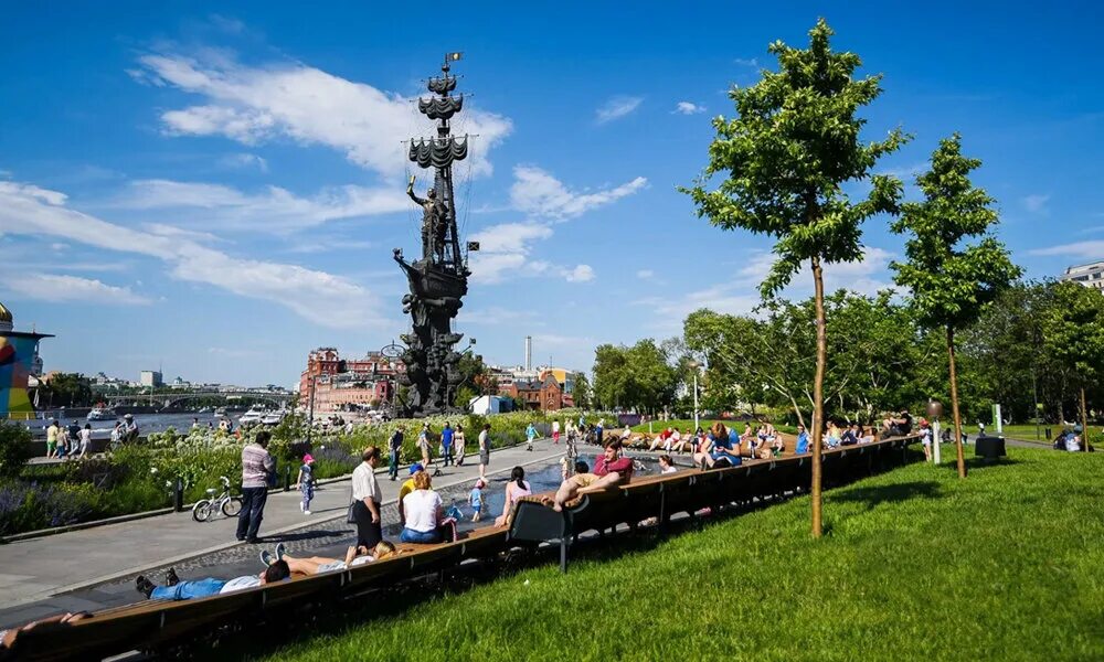 Парки подмосковья. Набережная новосибирск 2022. Верея cycling race. Парк горького и парк музеон. Я на форуме.