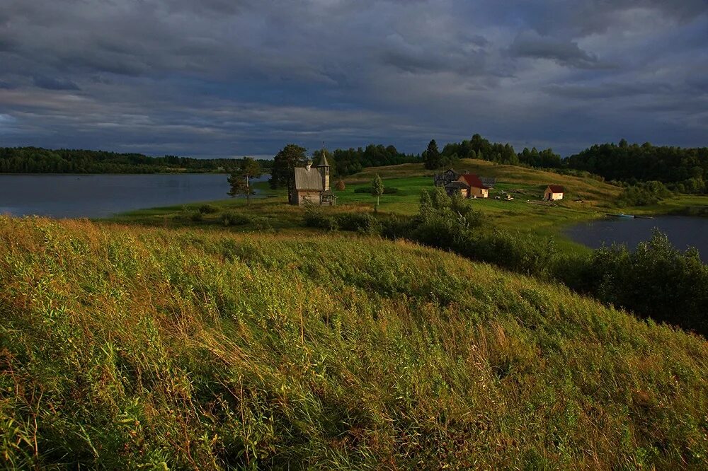 Село глазово ярославская область. Серпухов д глазово. Село глазово. Храм успения пресвятой богородицы глазово курская область. Среднерусская возвышенность курск.