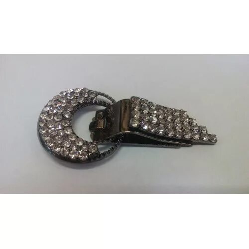 Крючок оскар 13. Застежка для шубы со стразами. Крючок оскар 13. Крючок оскар 13. Wp6506 крючок трехрожковый.