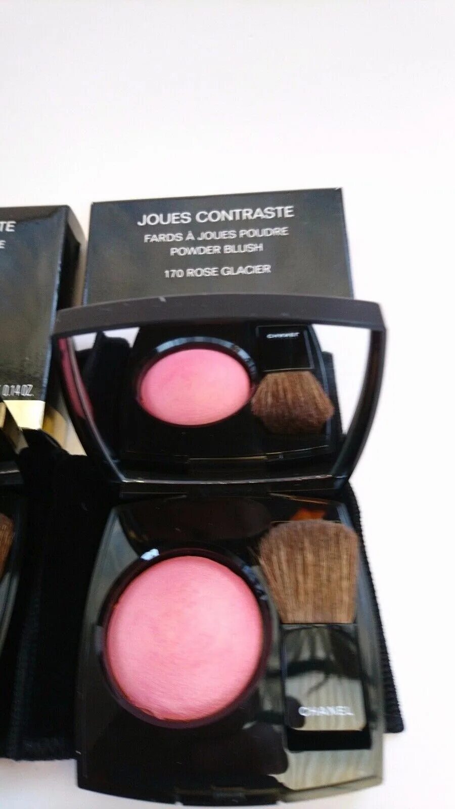 Chanel joues contraste. Chanel joues contraste. Румяна шанель 31. Шанель румяна 64 pink explosion. Chanel joues contraste.