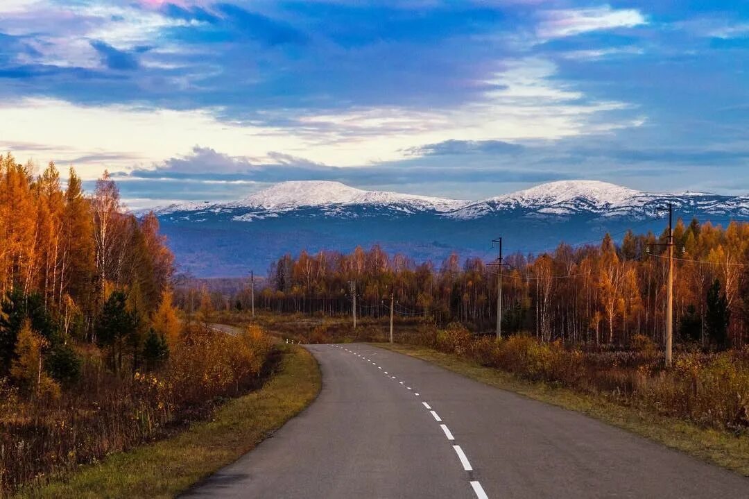 Красноярский край далеко. Выезжий Лог Манского района Красноярского края. Деревня Выезжий Лог Манский район Красноярский край. Поселок Манский. Выезжий Лог Манского района.