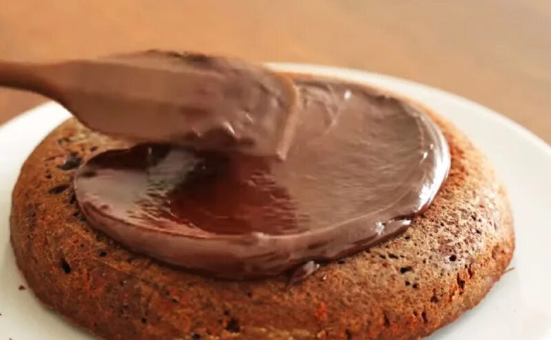 банановый торт без муки. банановое какао. торт из овсянки и какао. шоколадный кекс в кружке. банан какао без муки.