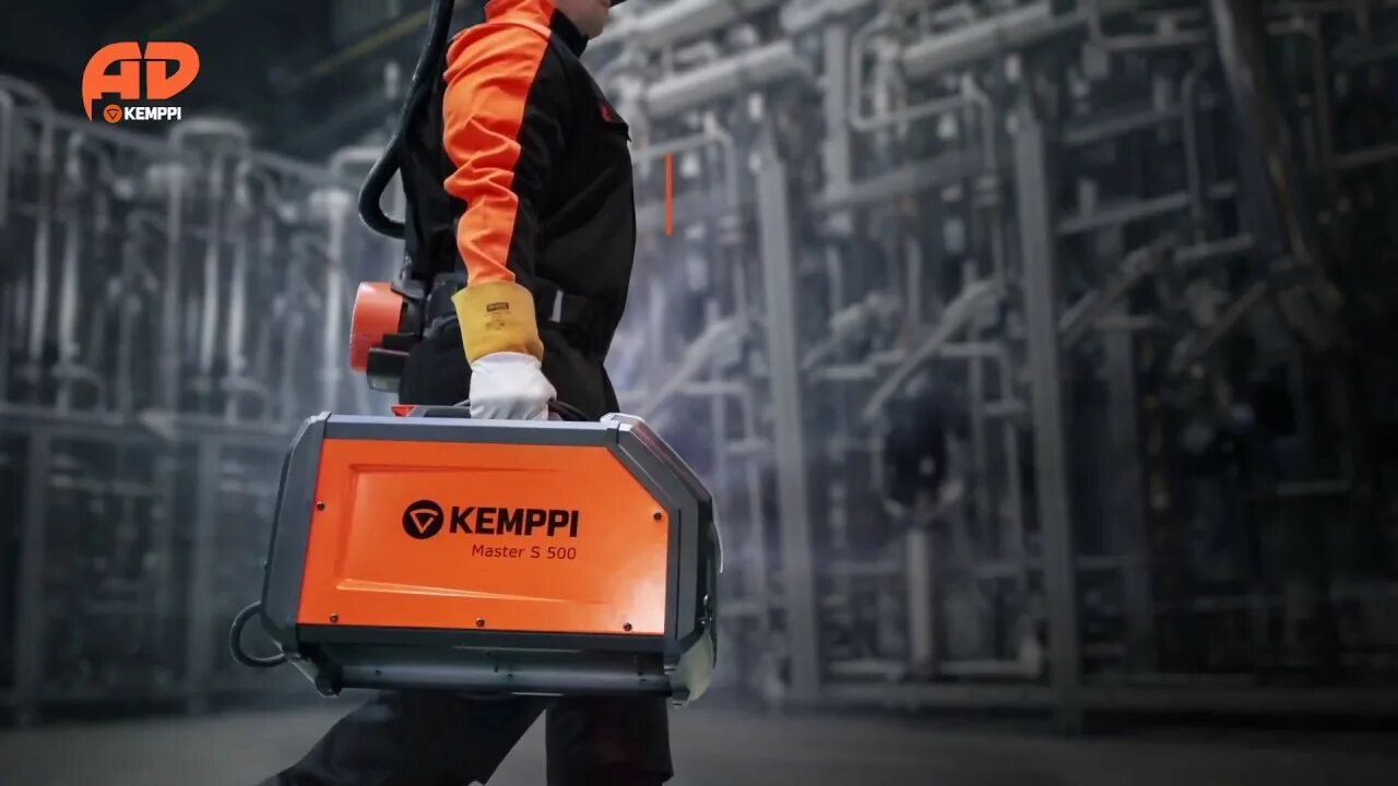 Performance master. Кемпи сварка Master s 400. Сварочный аппарат Kemppi Master s 400. Сварочный инвертор Kemppi Master s 500. Кемпи сварка Master s400 коробке.