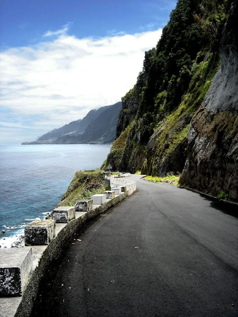 Мадейра Португалия. Мадейра дороги. Архипелаг Мадейра. Northern coast