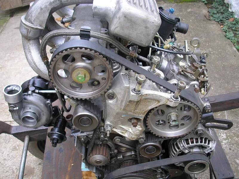 Машина 1.9 двигатель. Diesel: 1.9 l xud 9sd i4. peugeot xud9te. дизельным двигателем xud-9sd. xud9 двигатель.