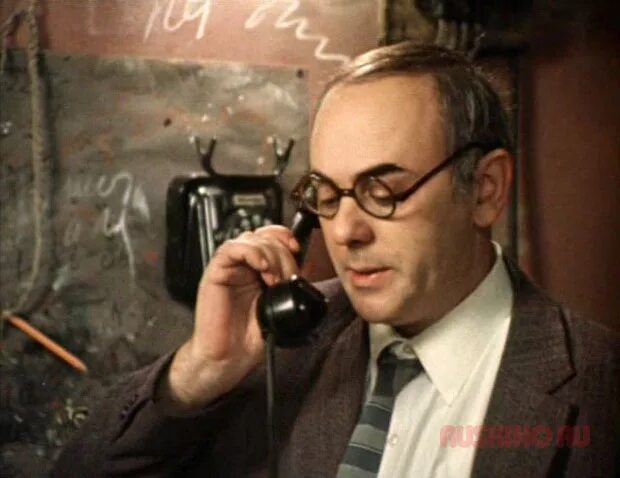 Актер хоботов из покровских. Актер хоботов из покровских. Лев евгеньевич покровские ворота. Анатолий равикович покровские ворота. Лев евгеньевич хоботов покровские ворота.