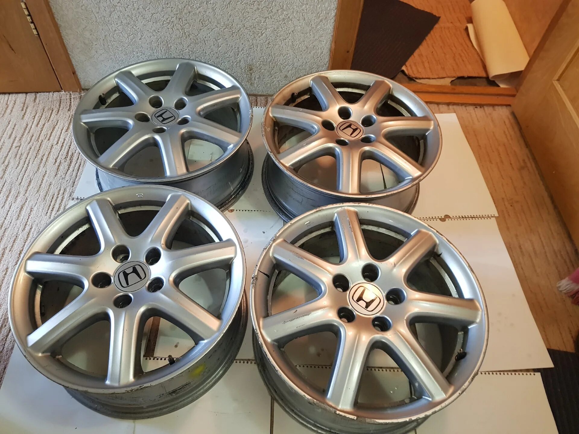 Honda r17. Диски Honda r17. Honda Civic диски r17. Диски Хонда Цивик r17. Диски r17 Honda Civic 8.