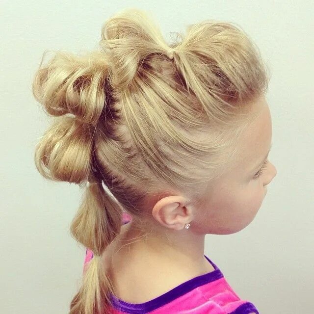 Bubble Hairstyle by @mimiamassari Jasmine hair, Pretty hairstyles, Long hair sty