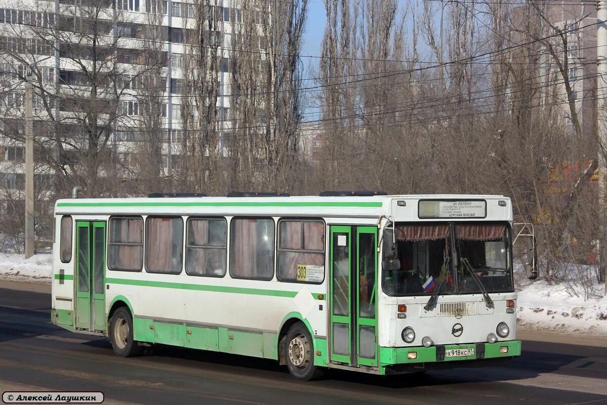 Первый автобус нижний. ЛИАЗ 5256.40. ЛИАЗ 5256.40-01. ЛИАЗ 5256.40 Омск. ЛИАЗ 5256 Астрахань.