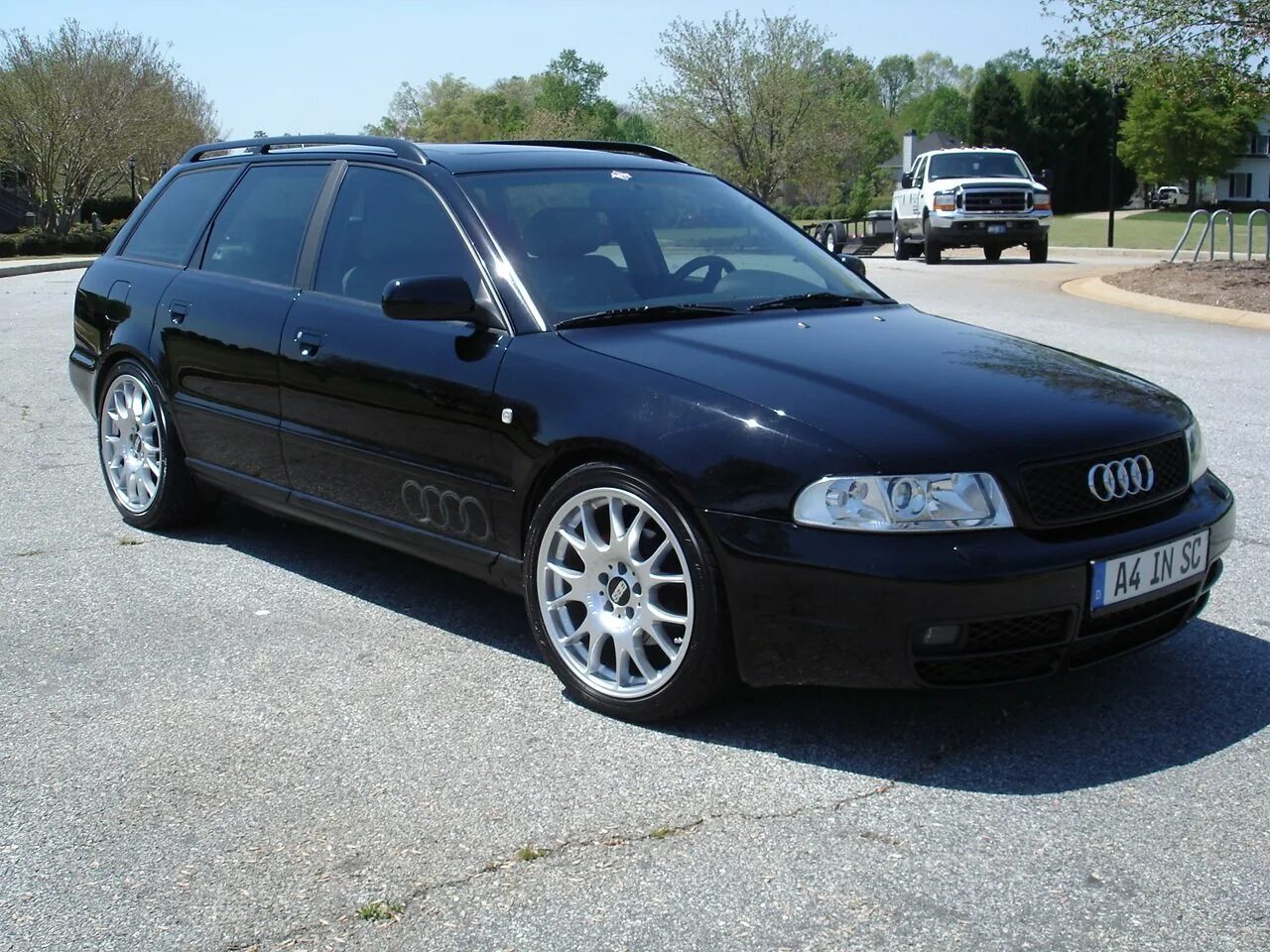Купить ауди а 4 б 5. Audi a4 b5 универсал. Ауди а4 b5 Авант. Audi a4 b5 1998. Ауди а4 Авант 1998.