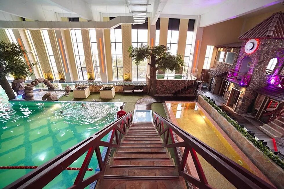 Зебра тц клен. Твой фитнес москва. Голден бабушкинская фитнес. Динамо уфа тренажерный зал. Зебра клен бабушкинская.