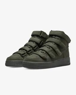 Billie eilish nike air force