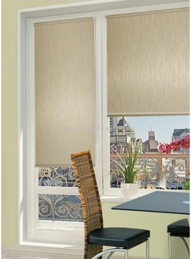 рулонные жалюзи на дверь. миниролло арабеска капучино. жалюзи на болконную две. рулонные шторы эскар янтарь. деревянные двери жалюзи.