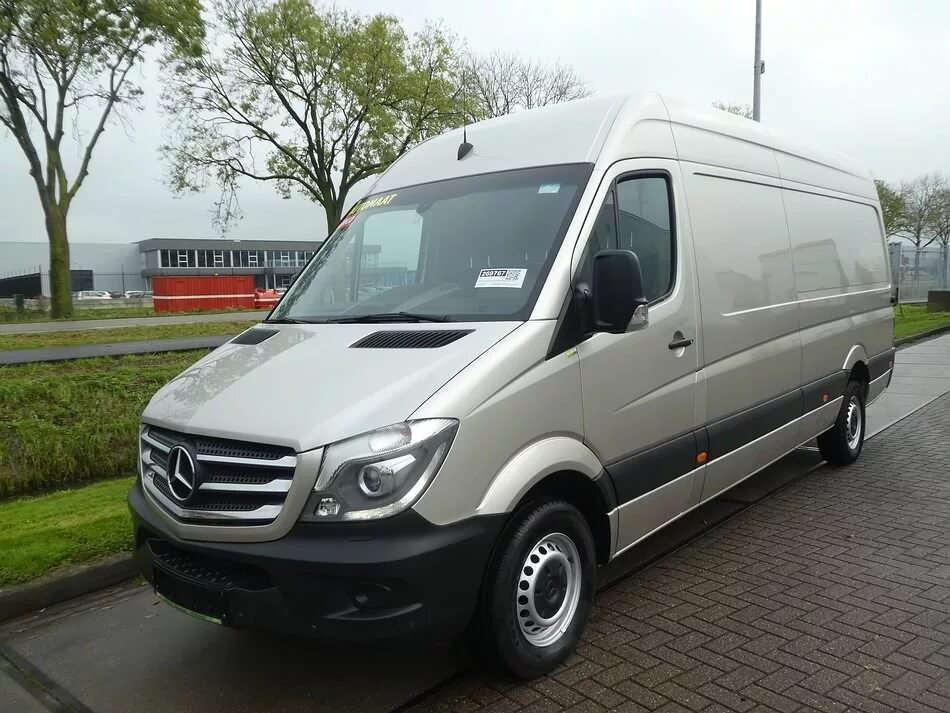 Мерседес спринтер купить в москве. Mercedes-Benz Sprinter 319. Mercedes-Benz Sprinter 319 CDI. Sprinter 319 CDI. Mercedes-Benz Sprinter 319cdl.