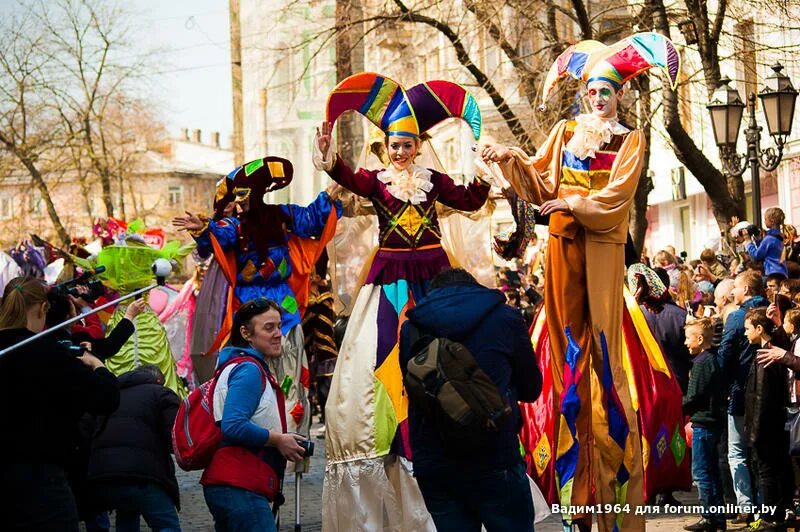 Праздники в одессе. Юморина одесса. Одесские праздники. День дурака фото. Парад клоунов.