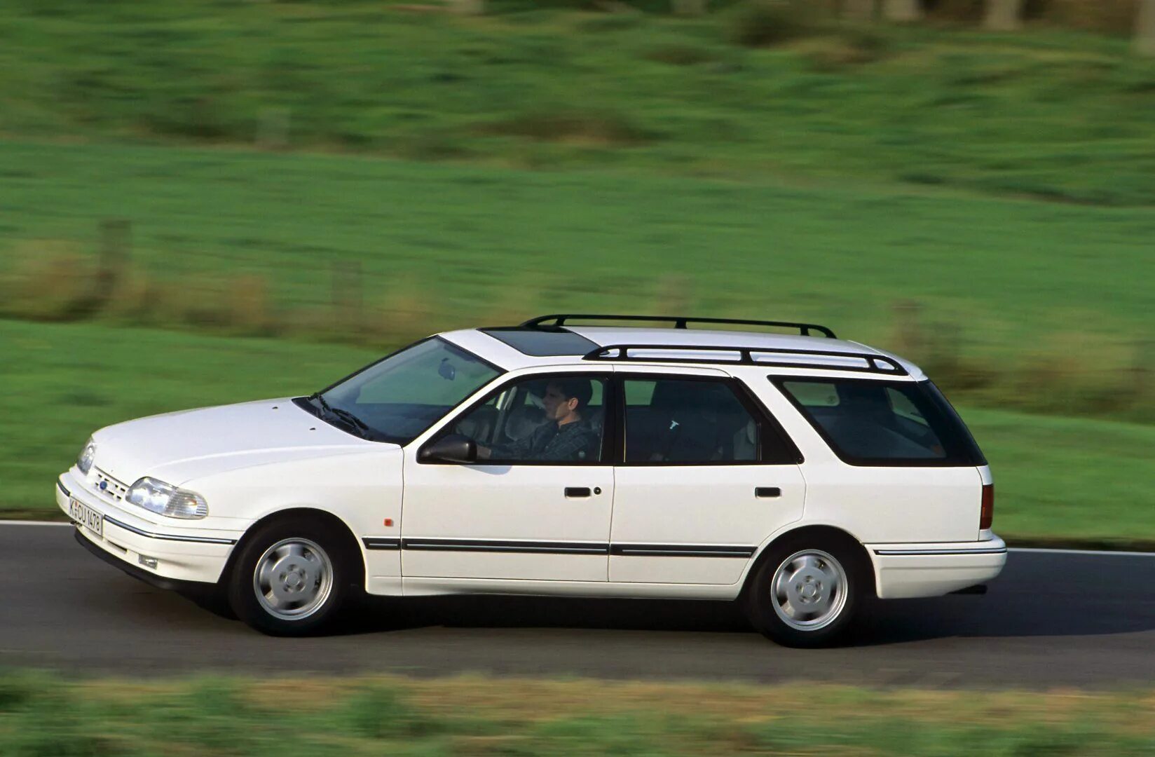 Ford Scorpio 1 универсал. Ford Scorpio Turnier 1992. Ford Scorpio 1 Wagon. Форд Скорпио универсал 1992. Универсал б 1