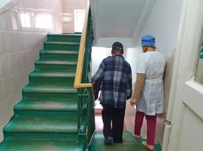 Тубдиспансер рязанская область. Туберкулезная больница смоленск. Коммунальная 10 смоленск. Противотуберкулезный диспансер смоленск. Туберкулезная больница.
