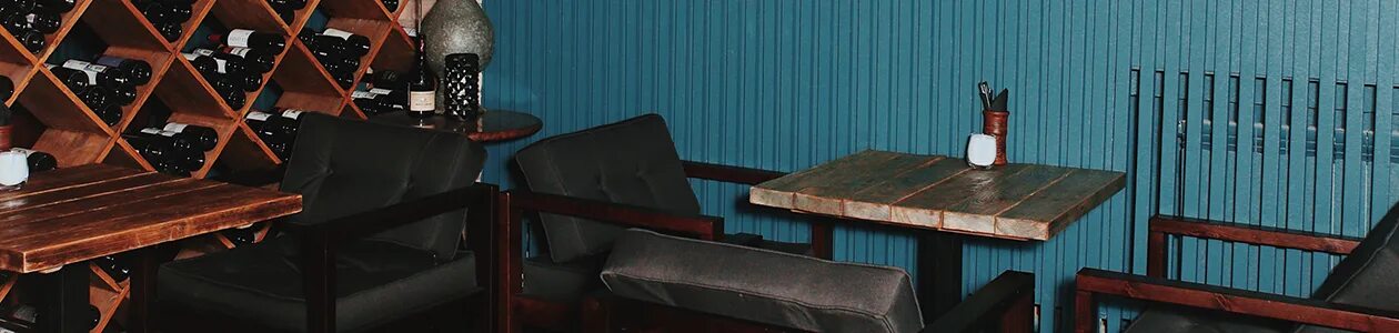 Wino bar на таганке. , 20, стр. Бар для вина. Бар sitio wine bar, საქართველო, თბილისი. Бар wino марксистская.