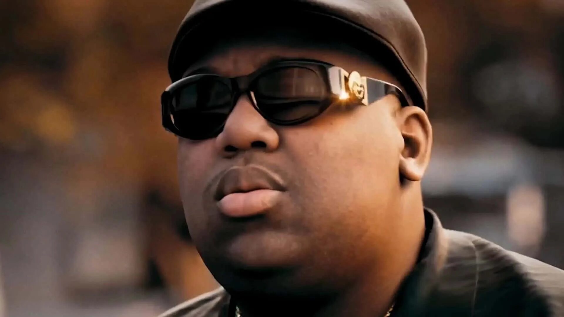 Versace medusa biggie sunglasses. Medusa biggie. Versace notorious b. Очки versace medusa biggie. Очки versace medusa biggie.