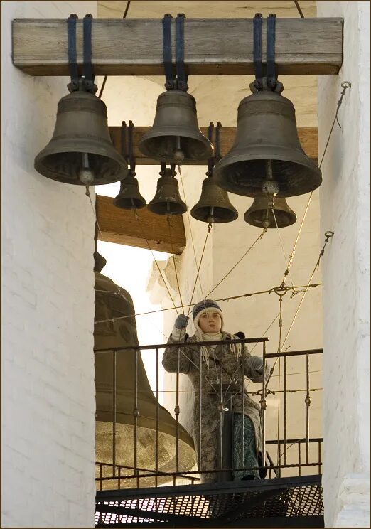 горбатый звонарь. туманный колокол в херсонесе. трехусый звонарь фото. петр колосов звонарь. колосов петр алексеевич звонарь андреевский монастырь.