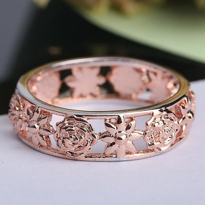 Кольцо женское. Розовое золото кольцо. Обручальное кольцо. Красивые кольца. Покрытие кольца золотом