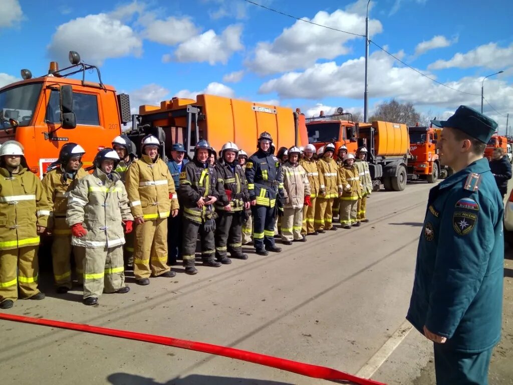 Спасатель мчс. Выставка мчс в москве. Академия мчс москва вднх. Гпн мчс москвы. Департамент чрезвычайных ситуаций москвы.