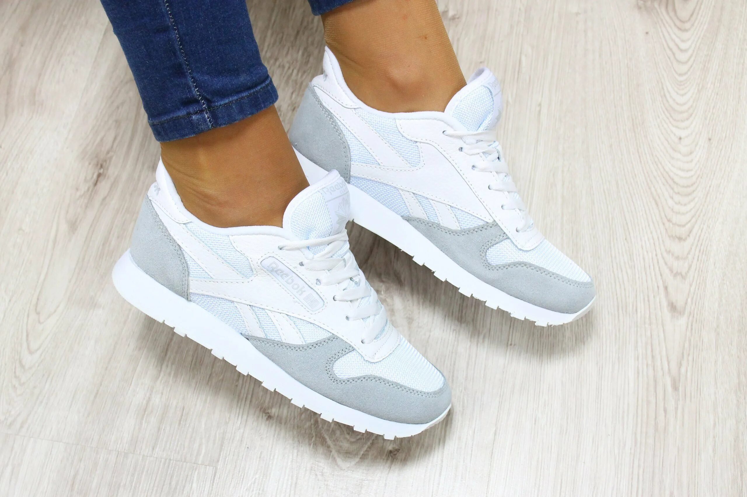 Кроссовки рибок женские белые кожаные классика. Женские кроссовки adidas white сетчатые. Кроссовки розовые найк валберис. Женские кроссовки адидас белые дышащие. Стильные кроссовки женские.