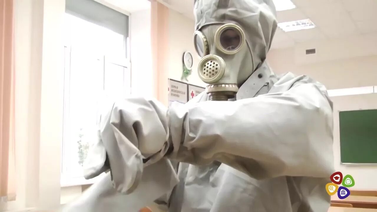 Одевание озк видео. Озк л1 и противогаз. костюм химзащиты л-1. противочумного костюма 1 л. озк л-1.