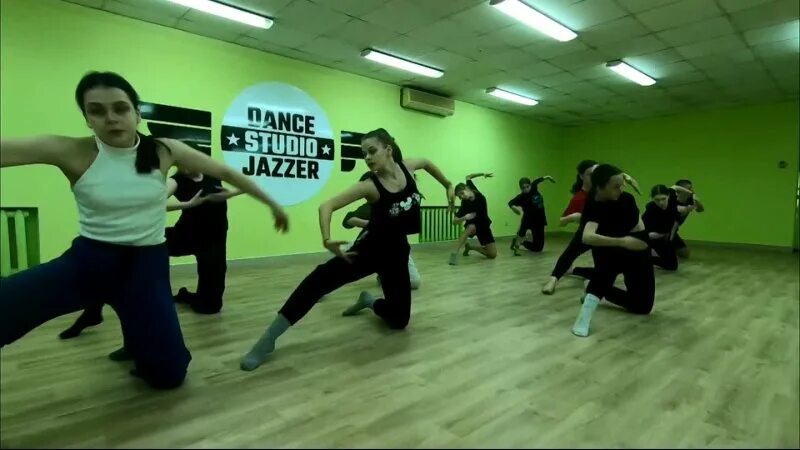 Jazzer penguin pro. Луганск школа танцев. jazzer луганск. луганск jazzer dance. обзор jazzer trio.