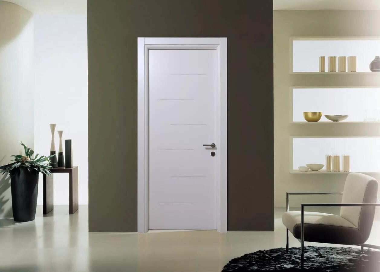 Склад межкомнатных дверей. Межкомнатные двери в интерьере. Двери турин верда. Лакированные двери межкомнатные. Склад дверей на ахохова 98.