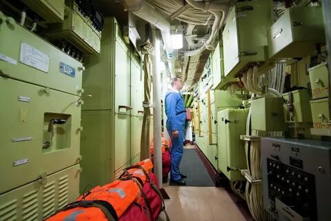 Подводная лодка внутри