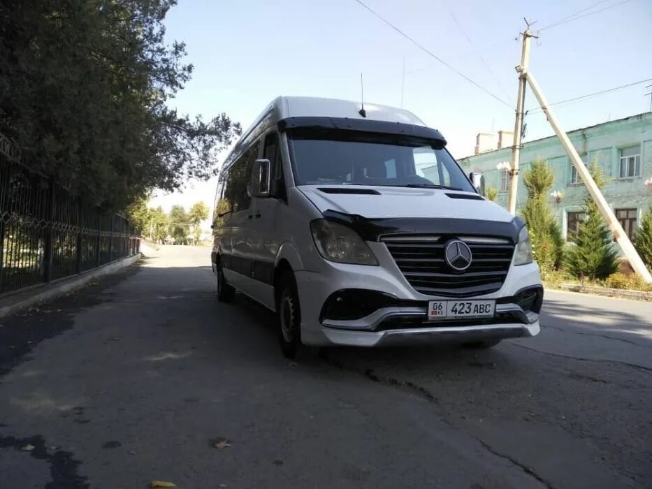 Спринтер 906 авито. Бампер Мерседес Спринтер 906. Mercedes Benz Sprinter Tuning 906. Бампер передний Mercedes Sprinter 906. Мерседес Бенц Спринтер w906 2006.