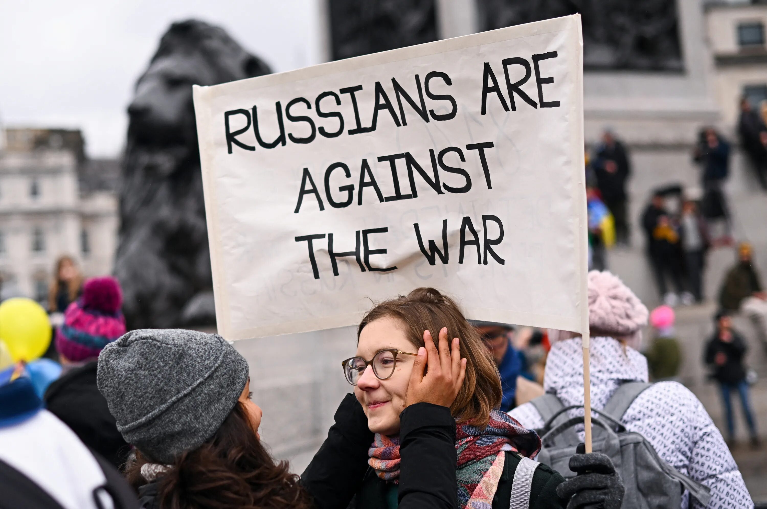 Протесты против войны. Протесты против войны с Украиной. Украина протест нет войне. Протесты в России против войны.