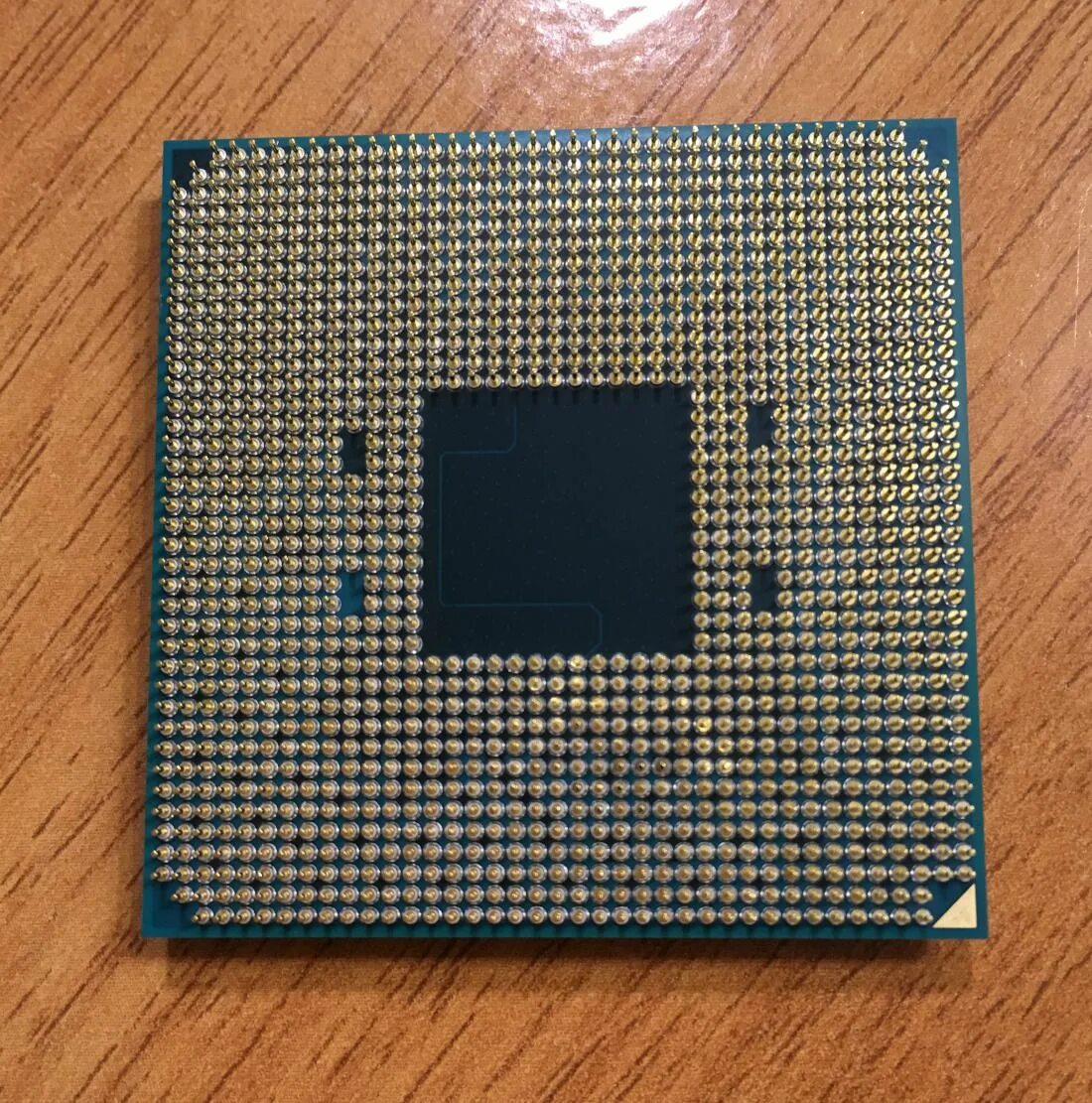 Amd ryzen 5 3400g am4. AMD Ryzen 5 3400g. Процессор AMD Ryzen 5 3400g OEM. Процессор АМД райзен 5. AMD Ryzen 3 1200.
