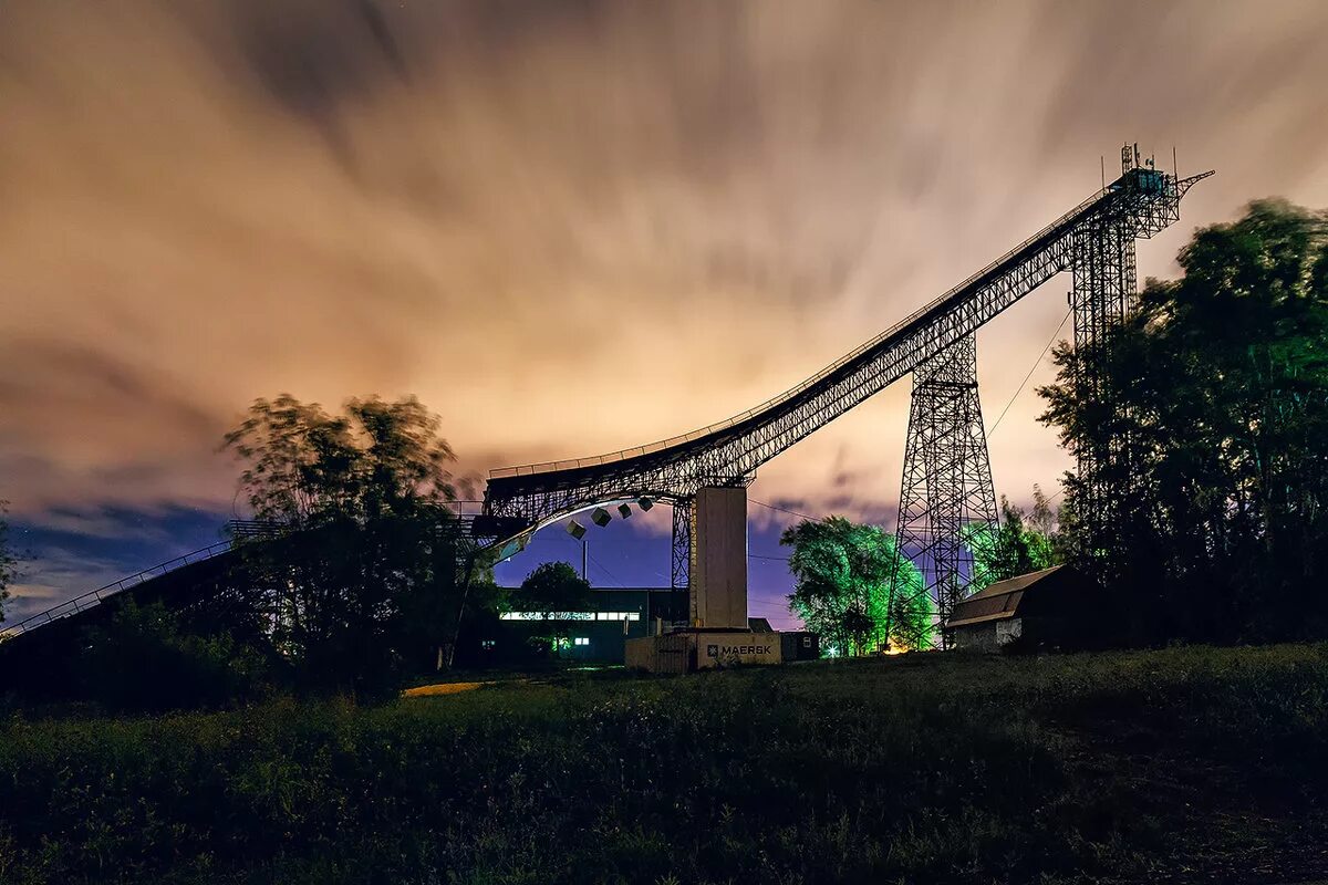 трамплин киров 90 годы. трамплин в кирове на филейке. трамплин киров 2022. трамплин в кирове на филейке. трамплин киров.