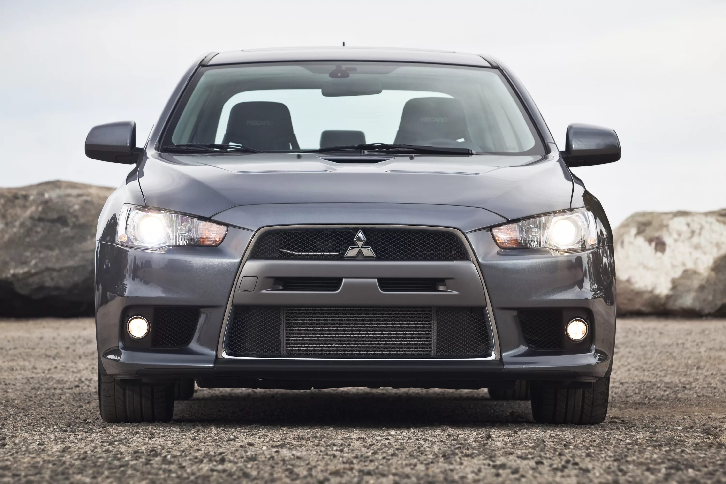 Lancer Evolution 10. Лансер 10 Эволюшн. Митсубиси Лансер 10. Митсубиши Лансер Эволюшн 10.