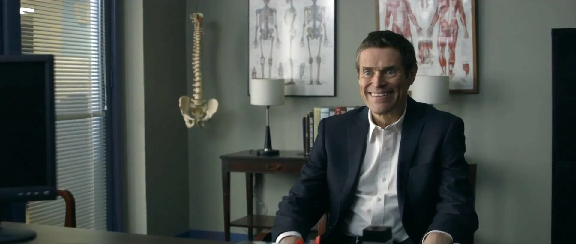 человек улыбка 2013