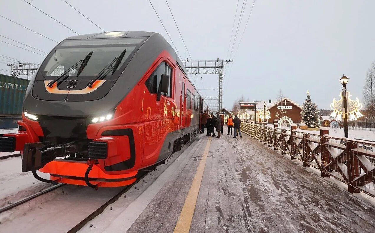 Расписание поездов екатеринбург верхняя пышма. Электричка в верхнюю пышму. ржд ретро поезд екатеринбург верхняя пышма. рельсовый автобус. новые поезда.