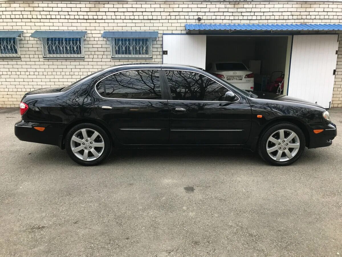 Купить ниссан максима бу. Nissan maxima a33 3.0. Ниссан Максима а33 2004. Ниссан Максима 3.0 а33 2004. Nissan maxima 2005 3.0.