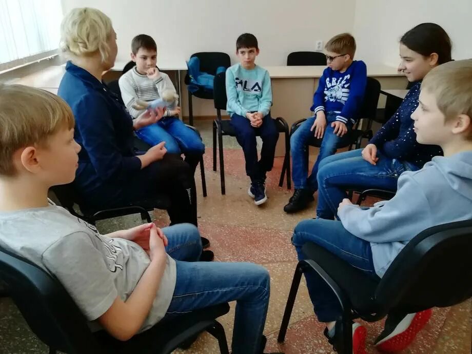 новичок в коллективе. адаптация человека в обществе. новичок в коллективе. социальная адаптация безработных. социальная адаптация в коллективе.