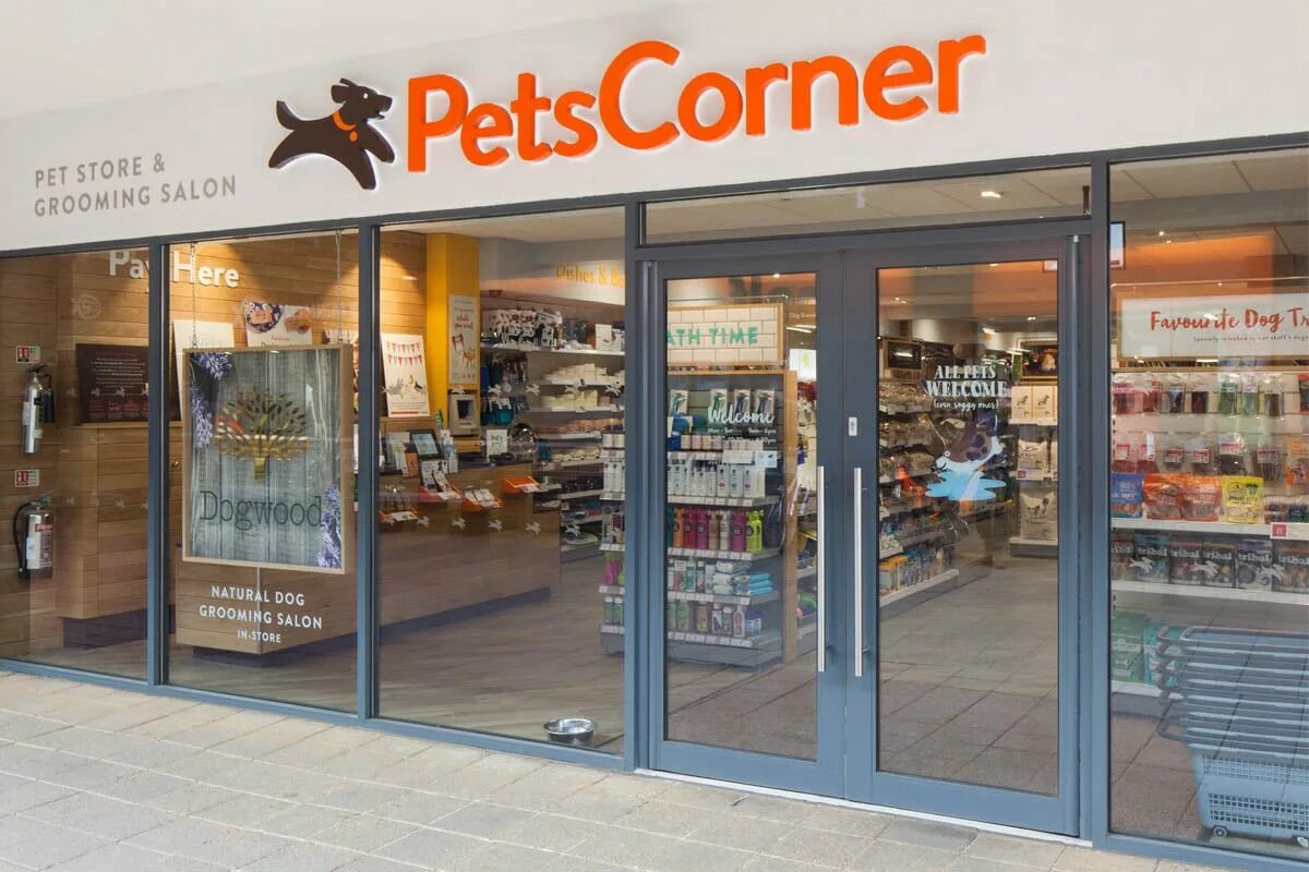 Into shop. Pets Corner. Pet Corner салон. Зоомагазин Pet co. ПЭТ Корнер на Смоленской.