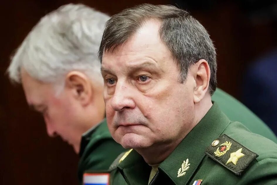 Генералов снимут с должности. Михаил мизинцев минобороны рф. Генералов снимут с должности. Лапин командующий цво. Генерал-полковник михаил мизинцев.